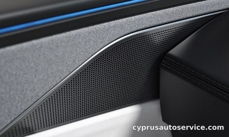 TESLA MODEL Y RWD
