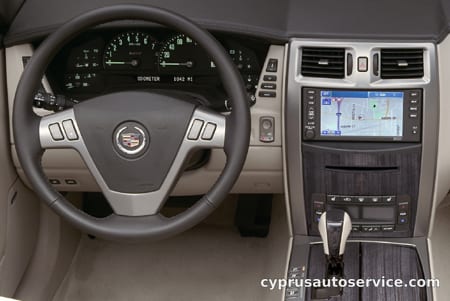 CADILLAC XLR V