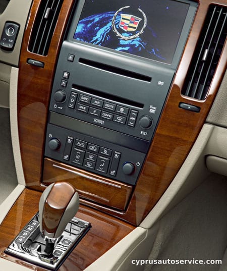 CADILLAC STS 4.6L AWD