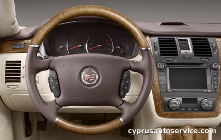 CADILLAC DTS PLATINUM