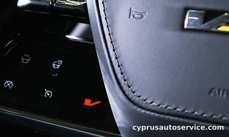 CADILLAC LYRIQV BASE GRADE