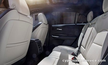 CADILLAC XT4 SPORT
