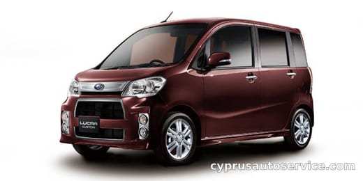 SUBARU LUCRA CUSTOM RS