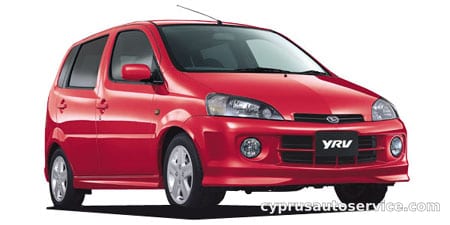 DAIHATSU YRV L