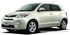 TOYOTA IST