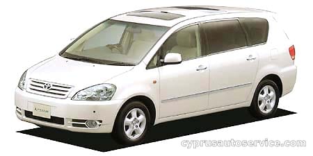 TOYOTA IPSUM 240I