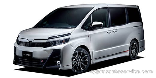 TOYOTA VOXY ZS GR SPORT