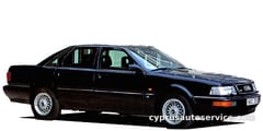 AUDI V8