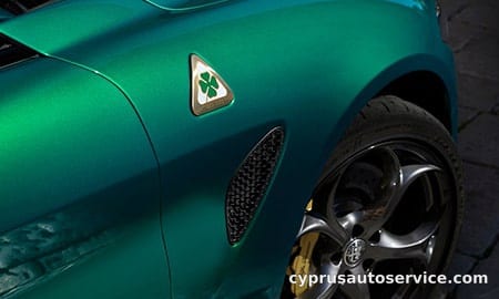 ALFA ROMEO GIULIA QUADRIFOGLIO 100TH ANNIVERSARIO