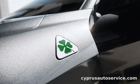 ALFA ROMEO GIULIA QUADRIFOGLIO ESTREMA
