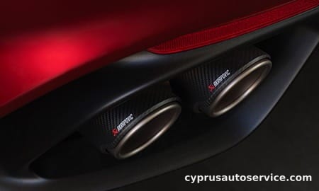 ALFA ROMEO GIULIA QUADRIFOGLIO COLLEZIONE