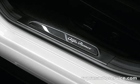 ALFA ROMEO GIULIA QUADRIFOGLIO CARBONIO