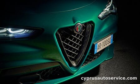 ALFA ROMEO STELVIO QUADRIFOGLIO 100TH ANNIVERSARIO