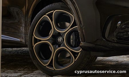 ALFA ROMEO TONALE HYBRID INTENSA