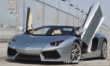 LAMBORGHINI AVENTADOR LP700-4 LOADSTER