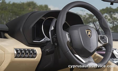 LAMBORGHINI AVENTADOR LP700-4 LOADSTER