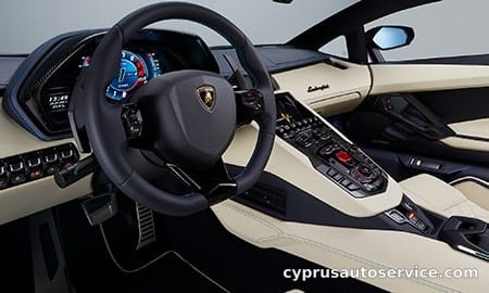 LAMBORGHINI AVENTADOR S ROADSTER