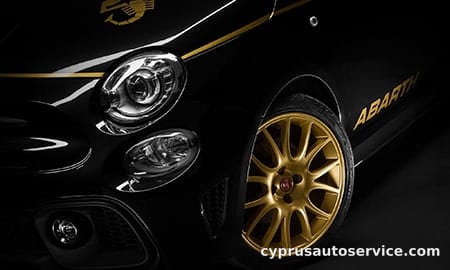 ABARTH 595 SCORPIONEORO