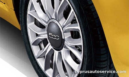 FIAT 500 GIALLA