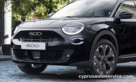 FIAT 600 HYBRID NERO CINEMA