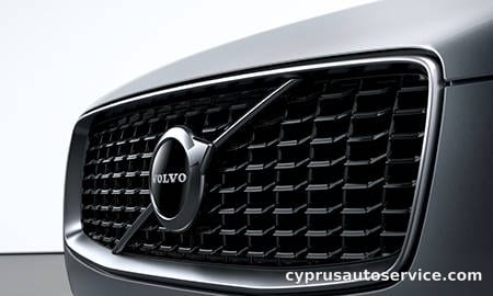 VOLVO XC90 D5 AWD R DESIGN