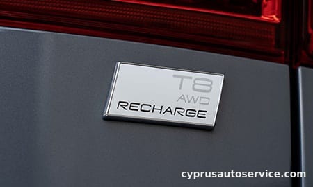 VOLVO XC60 RECHARGE PLUG IN HYBRID T6 AWD INSCRIPTION