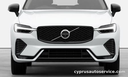 VOLVO XC60 ULTRA B5 AWD DARK EDITION