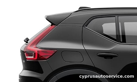 VOLVO XC40 ULTIMATE B4 AWD DARK EDITION