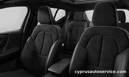 VOLVO XC40 ULTIMATE B4 AWD DARK EDITION