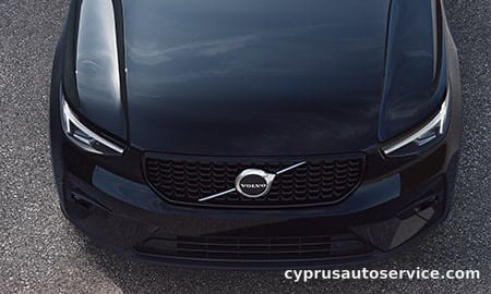 VOLVO XC40 ULTIMATE B4 AWD DARK EDITION