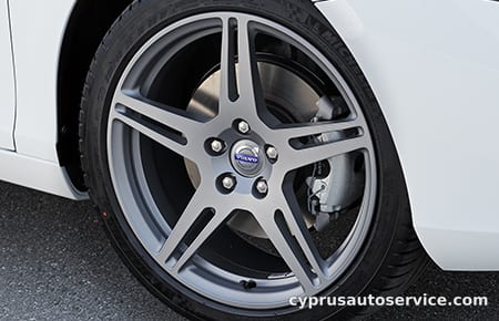 VOLVO V40 T4 SPORTS