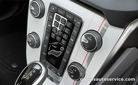 VOLVO V40 T4 SPORTS