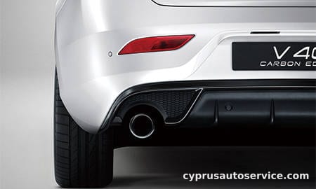 VOLVO V40 R-DESIGN CARBON EDITION