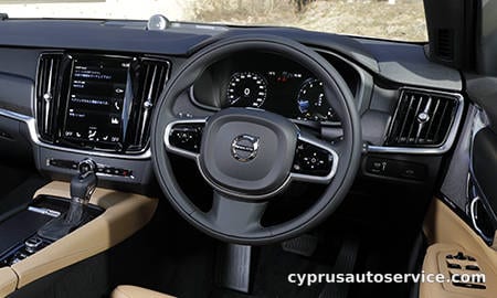 VOLVO V90 CROSS COUNTRY D4 AWD SUMMUM