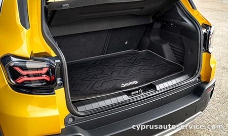 CHRYSLER JEEP JEEP AVENGER LAUNCH EDITION