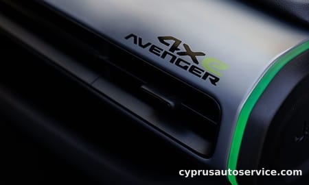 CHRYSLER JEEP JEEP AVENGER 4XE HYBRID LAUNCH EDITION