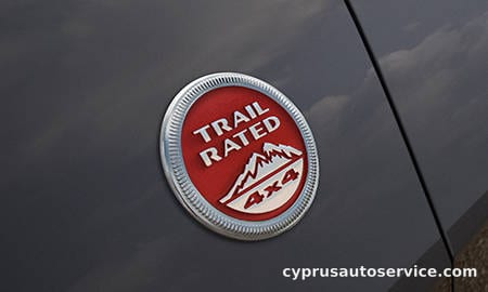CHRYSLER JEEP JEEP GRAND CHEROKEE TRAILHAWK