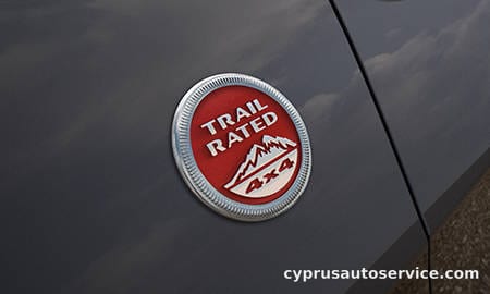 CHRYSLER JEEP JEEP GRAND CHEROKEE TRAILHAWK