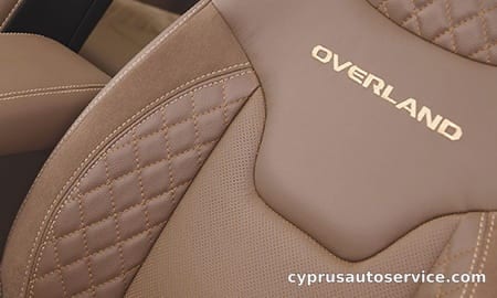 CHRYSLER JEEP JEEP COMMANDER OVERLAND