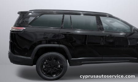 CHRYSLER JEEP JEEP COMMANDER TRAIL EDITION