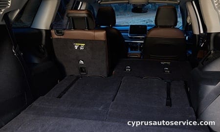 CHRYSLER JEEP JEEP COMMANDER FREEDOM EDITION