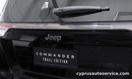 CHRYSLER JEEP JEEP COMMANDER TRAIL EDITION