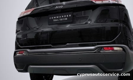 CHRYSLER JEEP JEEP COMMANDER TRAIL EDITION