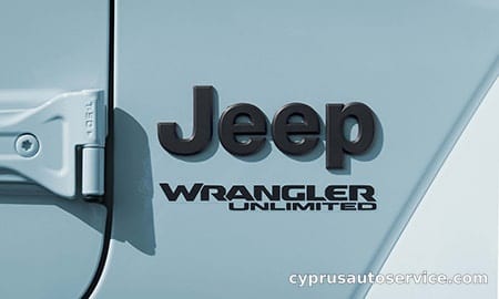 CHRYSLER JEEP JEEP WRANGLER UNLIMITED SAHARA ALTITUDE