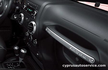 CHRYSLER JEEP JEEP WRANGLER UNLIMITED FREEDOM EDITION