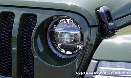 CHRYSLER JEEP JEEP WRANGLER UNLIMITED SAHARA SKY ONE TOUCH POWER TOP