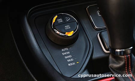 CHRYSLER JEEP JEEP COMPASS TRAILHAWK