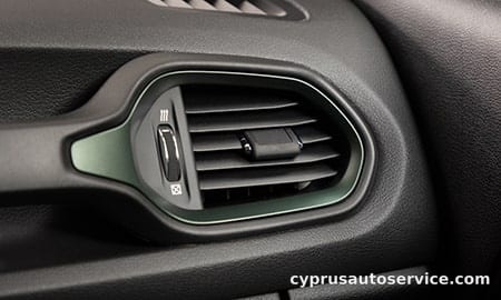 CHRYSLER JEEP JEEP RENEGADE NORTH STAR EDITION