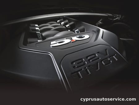FORD MUSTANG V6 COUPE PREMIUM