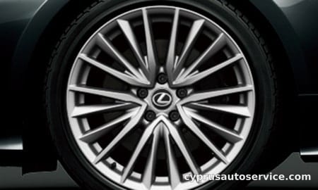 LEXUS RC300H